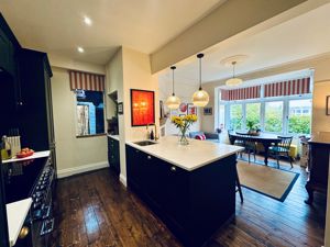 Photo 1- click for photo gallery